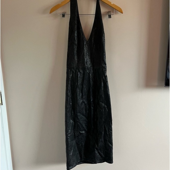 Gianni Versace | Laser Perforated 100% Leather Halter Dress Vintage - Picture 4 of 12